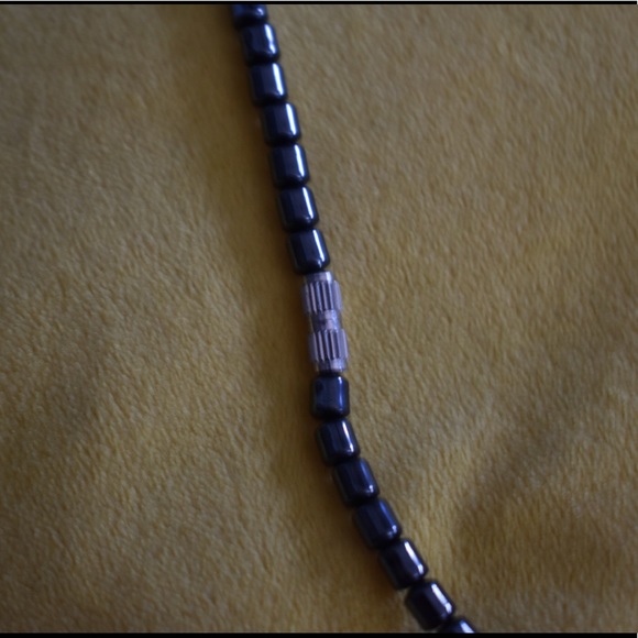 Metal Beaded Necklace - Picture 2 of 3